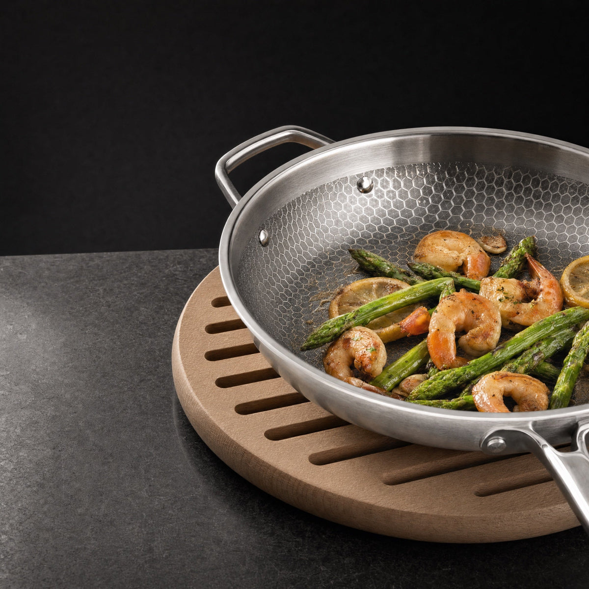 Beech Pan Trivet, view 1